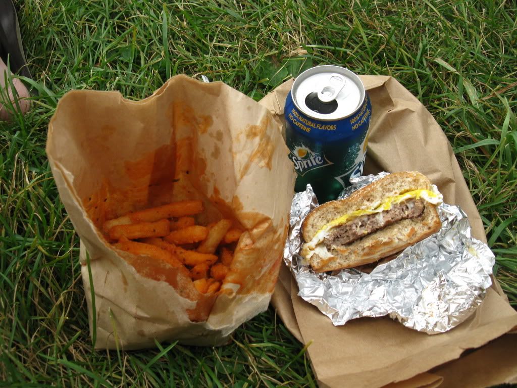 louie-s-lunch-at-cornell-university-ithaca-new-york-photo-by